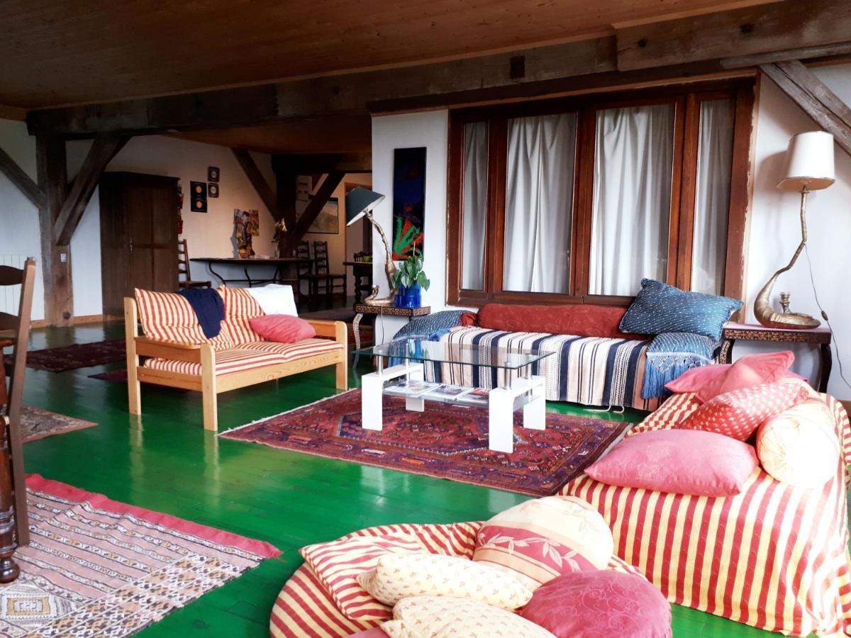 Chambres D'Hotes La Noyeraie Izeron エクステリア 写真