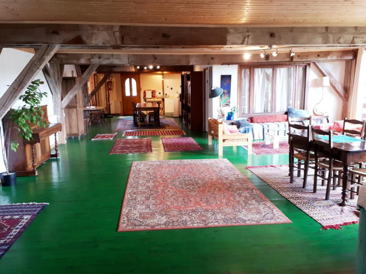 Chambres D'Hotes La Noyeraie Izeron エクステリア 写真